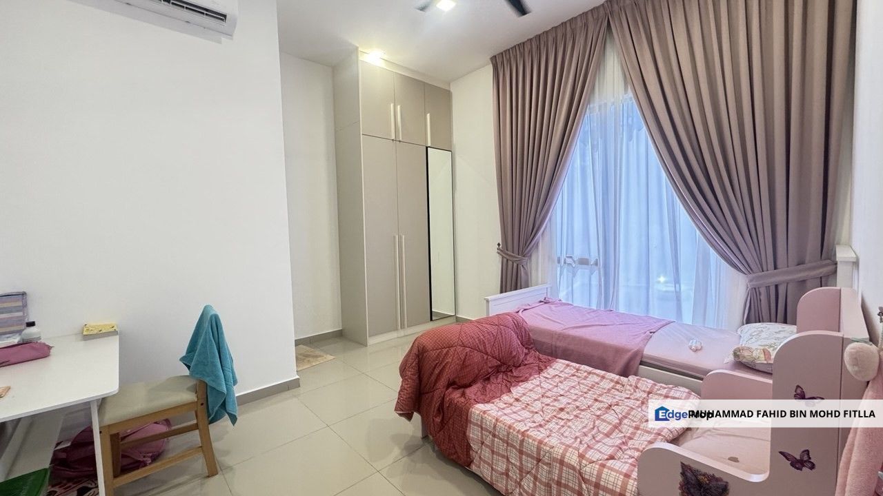 Residensi Lambaian Dua Double Storey (CORNER FULLY FURNISHED) Bangi, Selangor, Kajang