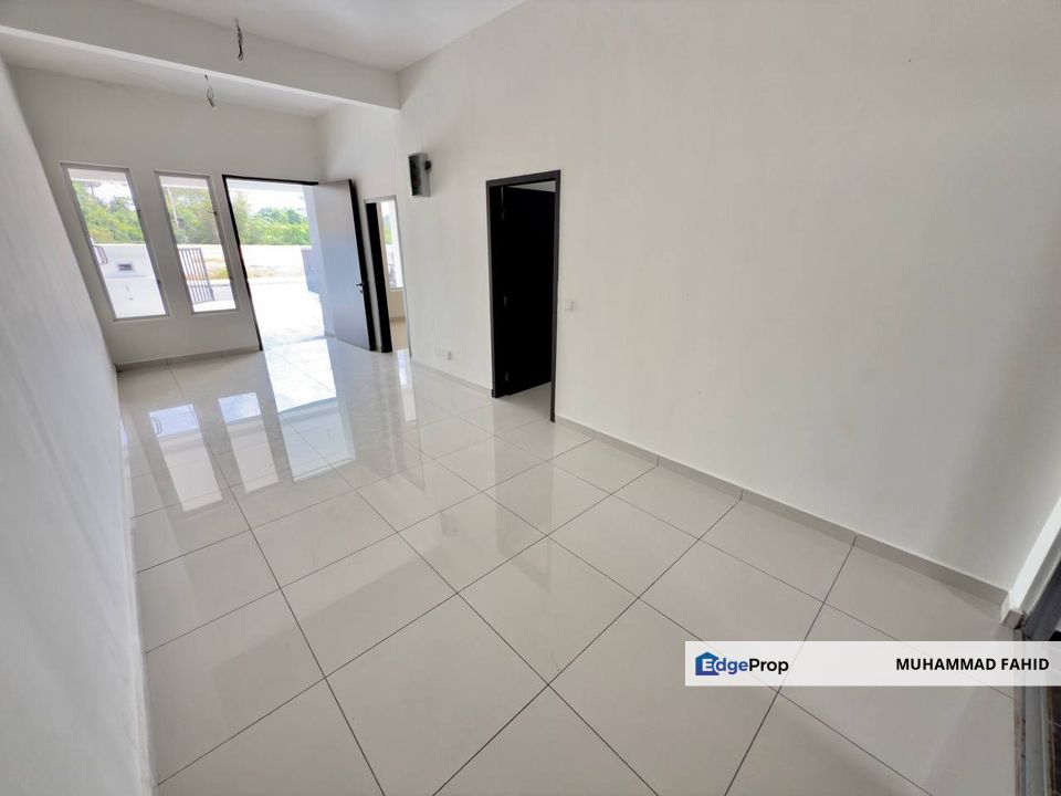 J1 Residence Taman Jenderam Lestari Single Storey Dengkil, Selangor, Dengkil