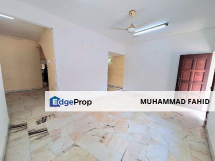 Putra Permai Doubles Storey Putra Height Subang Jaya , Selangor, Subang Jaya