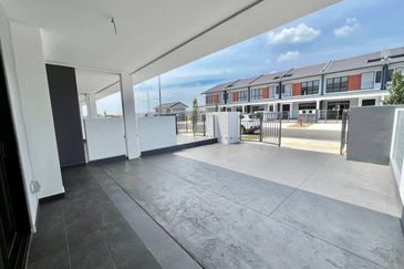 Casira 3 @ Bandar Bukit Raja