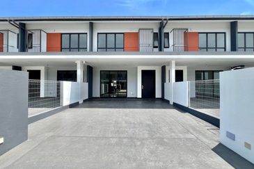 Casira 3 @ Bandar Bukit Raja