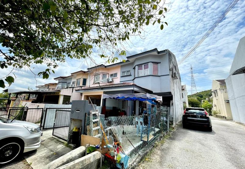 Persiaran Puncak Jalil 