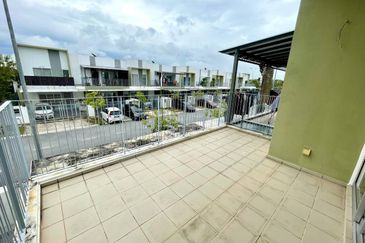 Casa Wood @ Cybersouth