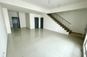 Casa Wood @ Cybersouth