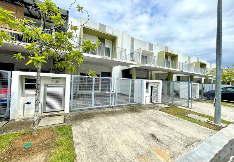 Casa Wood @ Cybersouth