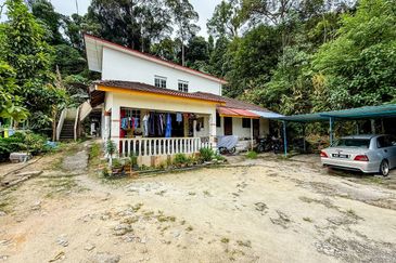 Kampung Bukit Sungai Puteh