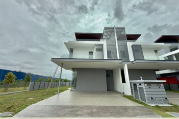 Broadleaf Residences, Hometree