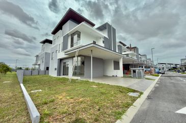 Broadleaf Residences, Hometree