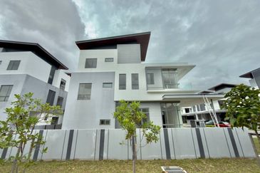 Broadleaf Residences, Hometree