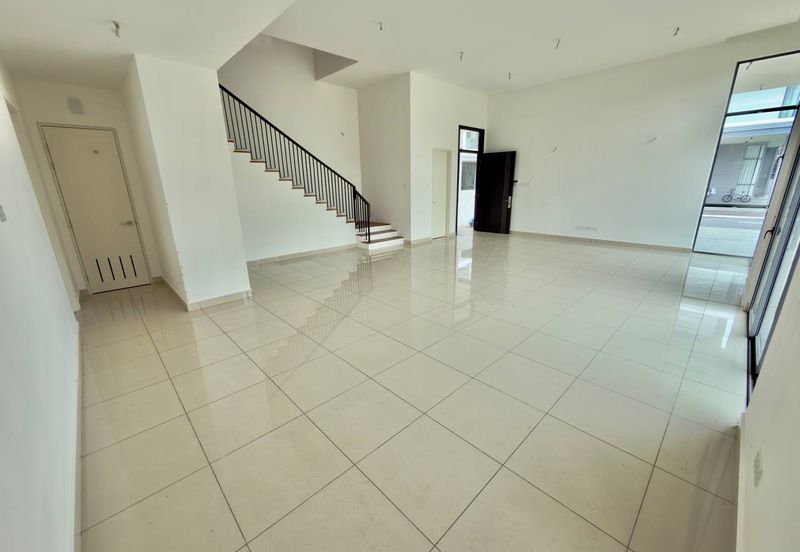 Broadleaf Residences, Hometree