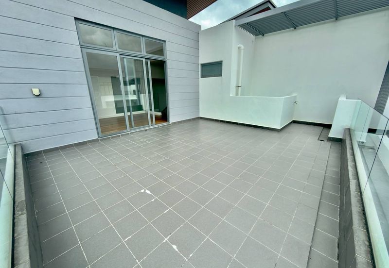 Broadleaf Residences, Hometree