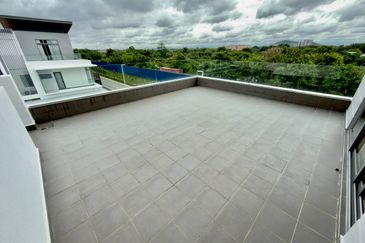 Broadleaf Residences, Hometree