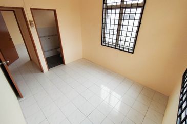 Taman Seroja, Bandar Baru Salak Tinggi