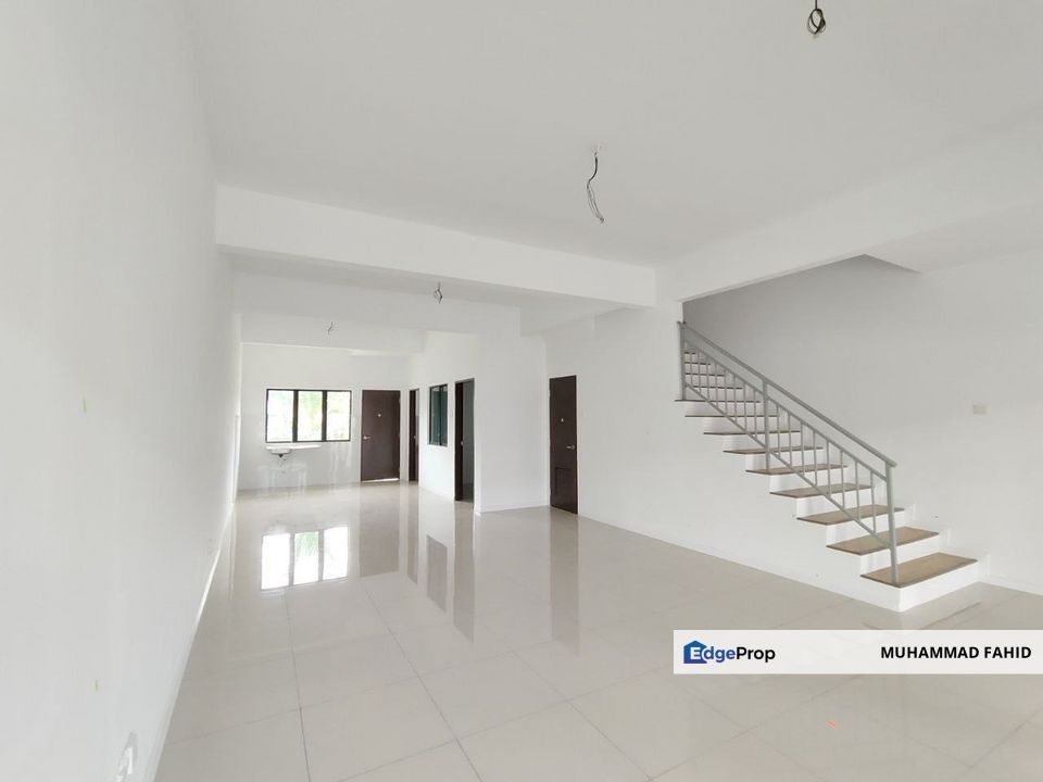 Taman Semarang Indah Double Storey (NEWLY COMPLETED) Dengkil, Selangor, Dengkil