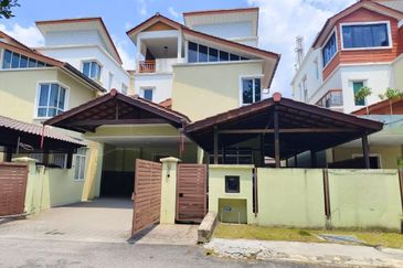 Seksyen 4, Shah Alam