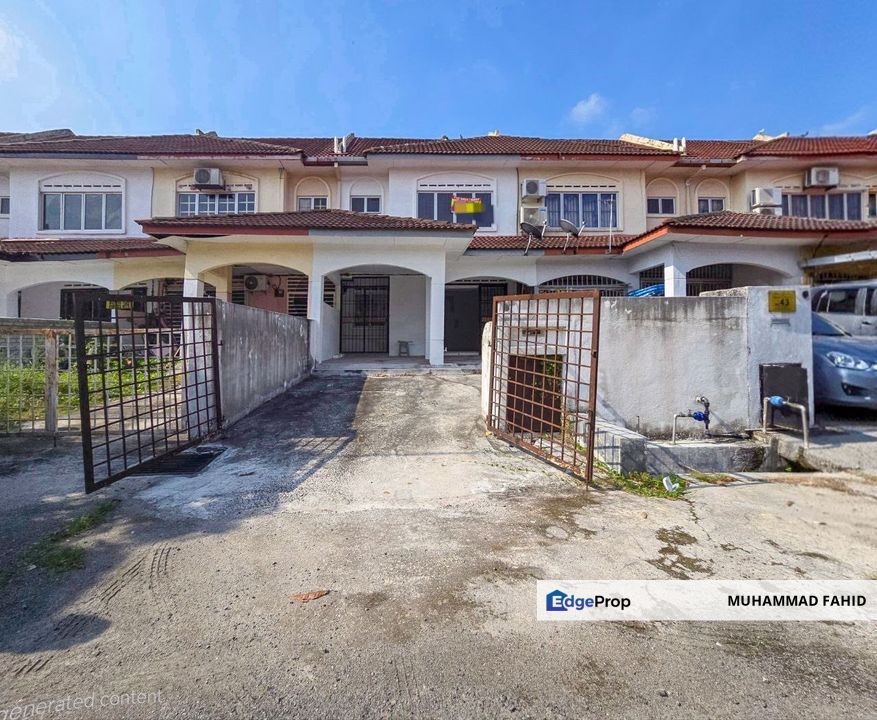 Bandar Seri Ehsan Double Storey (NEAR SURAU) Banting, Selangor, Banting