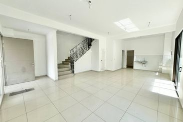 Elmera @ Setia Ecohill 2