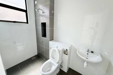 Elmera @ Setia Ecohill 2