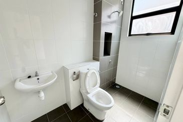 Elmera @ Setia Ecohill 2