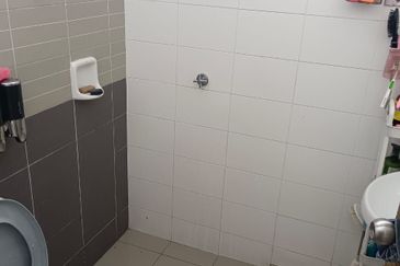 Taman Tamu Hillpark (Seksyen 4)