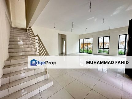 Mahkota Hills 3 Storey Semi D (LOW DENSITY) Mahkota Cheras, Selangor, Cheras South