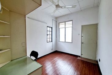 Taman Setiawangsa Double Storey (END LOT) KL
