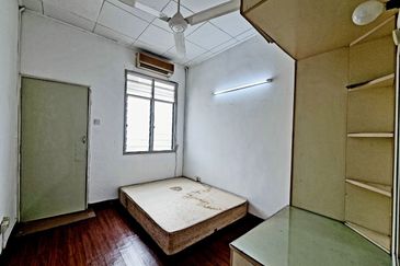 Taman Setiawangsa Double Storey (END LOT) KL