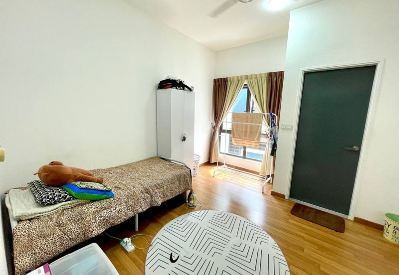 Ayden @ Warisan Puteri