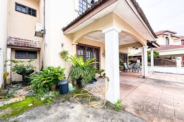 Bandar Tun Hussein Onn