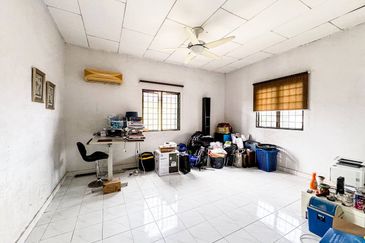 Bandar Tun Hussein Onn