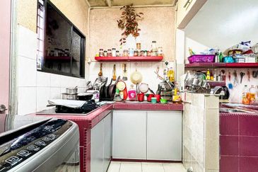 Taman Kinrara Seksyen 1