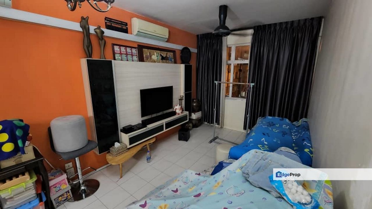 Below Market Medium Cost Apartment for Sale RM178,000 By VINCENT TEA