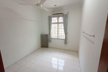 Taman Duyong Permai Freehold 2 Storey Terrace Bukit Katil Semabok Melaka