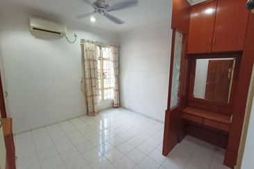 Taman Duyong Permai Freehold 2 Storey Terrace Bukit Katil Semabok Melaka
