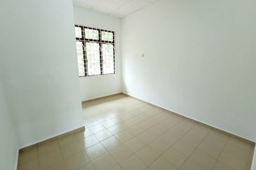 Taman Puncak Bukit Katil 2 Storey Below Value Nie House Condition Ozana Ayer Keroh Melaka