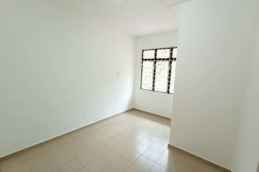 Taman Puncak Bukit Katil 2 Storey Below Value Nie House Condition Ozana Ayer Keroh Melaka