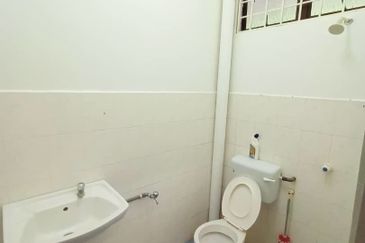 Taman Puncak Bukit Katil 2 Storey Below Value Nie House Condition Ozana Ayer Keroh Melaka