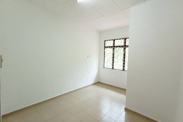 TAMAN BUKIT KATIL HEIGHTS(TAMAN PUNCAK)