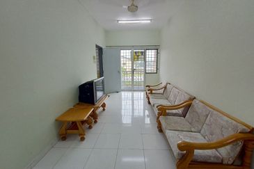 PANGSAPURI GOLDEN SHOWER(KONDOMINIUM RUBY)