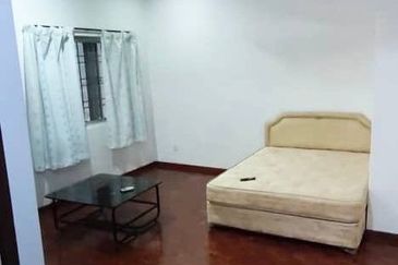 Taman Muzaffar Heights