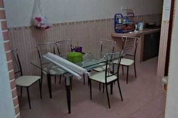 Taman Muzaffar Heights