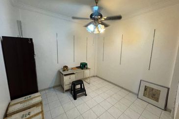 KENANGA (PARK VIEW COURT)