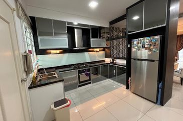 Taman Muzaffar Heights