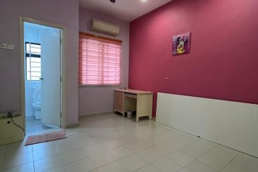 Taman Muzaffar Heights