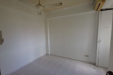 Pangsapuri Bukit Beruang Utama