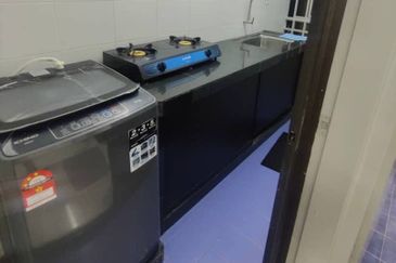 PANGSAPURI GOLDEN SHOWER(KONDOMINIUM RUBY)