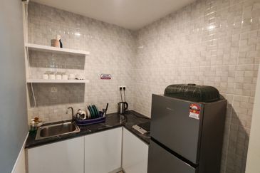 The Quartz Residence