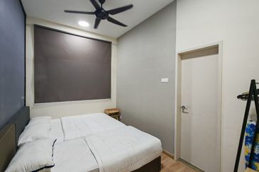 The Quartz Residence