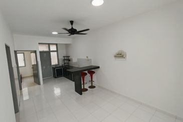 PANGSAPURI GOLDEN SHOWER(KONDOMINIUM RUBY)