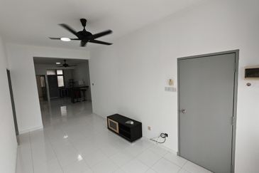 PANGSAPURI GOLDEN SHOWER(KONDOMINIUM RUBY)